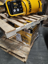 Load image into Gallery viewer, TOOL PALLET - 7007 - BOS PALLLET 2020007