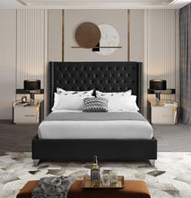 Load image into Gallery viewer, Meridian Furniture AidenCream-K Aiden Collection Modern bed COLOR IS CREAM and THIS IS KING SIZE